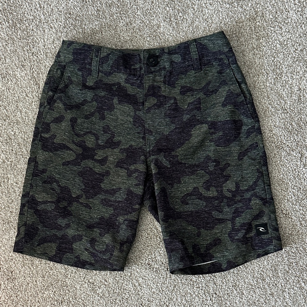 Rip Curl Little Boy Camo Shorts - Green and Black Size 23 waist, fits size 7